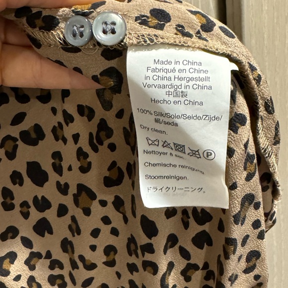 J crew silk long sleeve cheetah blouse - Picture 3 of 4